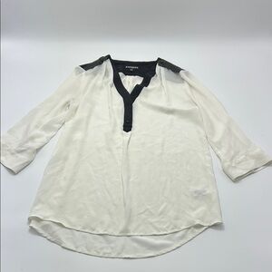 Express Women's Blouse Small White Black 3/4 Sleeve Relaxed Fit‎ Colorblock